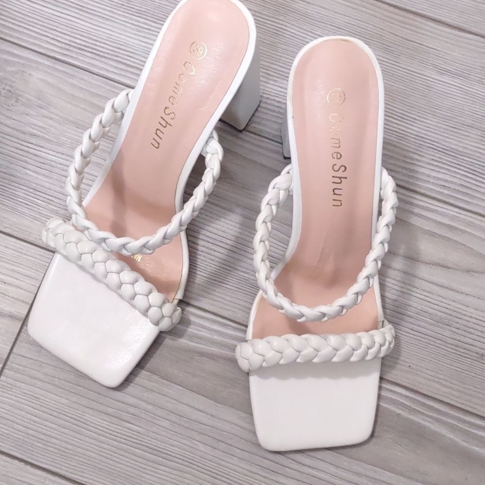 (67-3152) Comeshun Women's Square Heels Sandals Block Sz 39 (8.5)